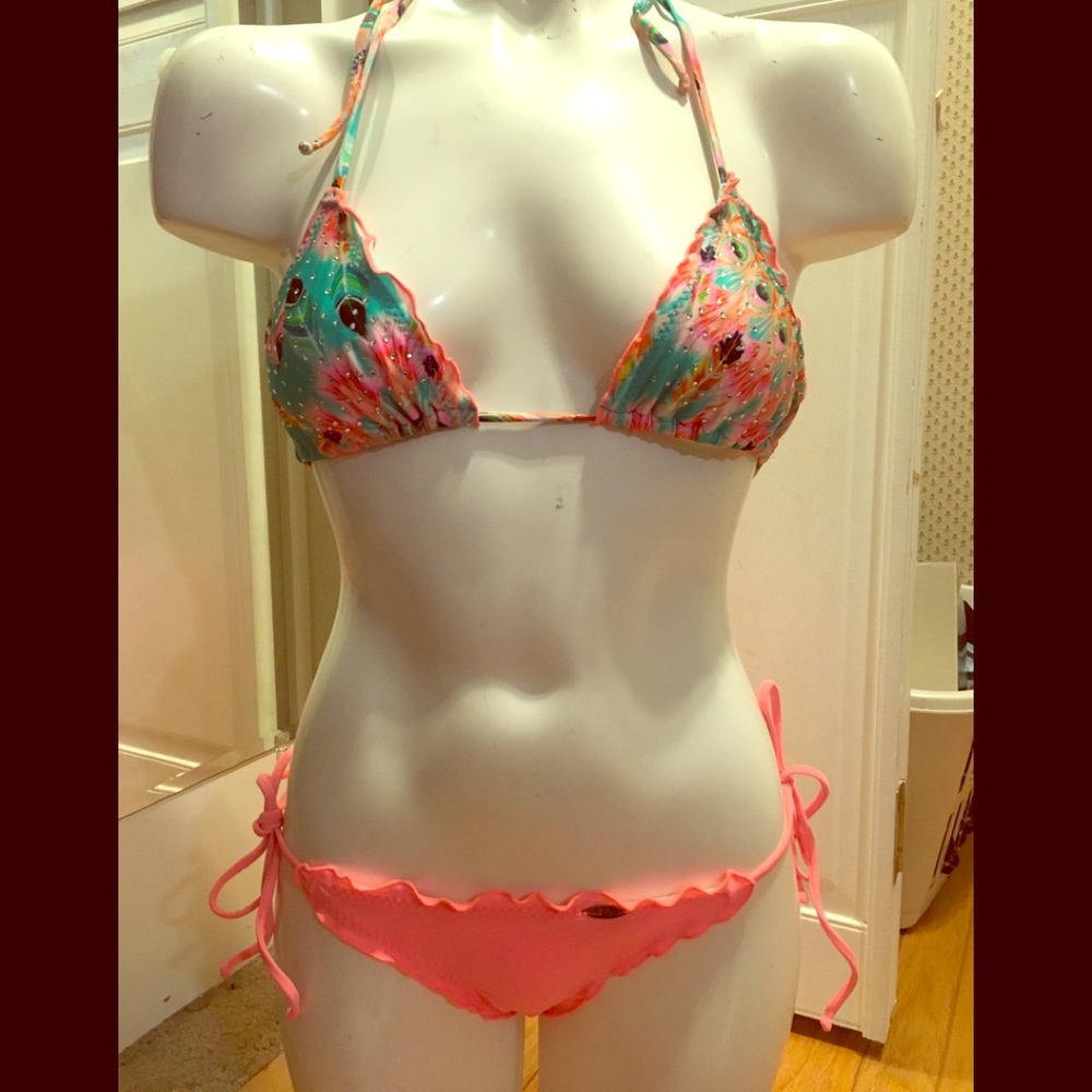 Luli Fama bikini S